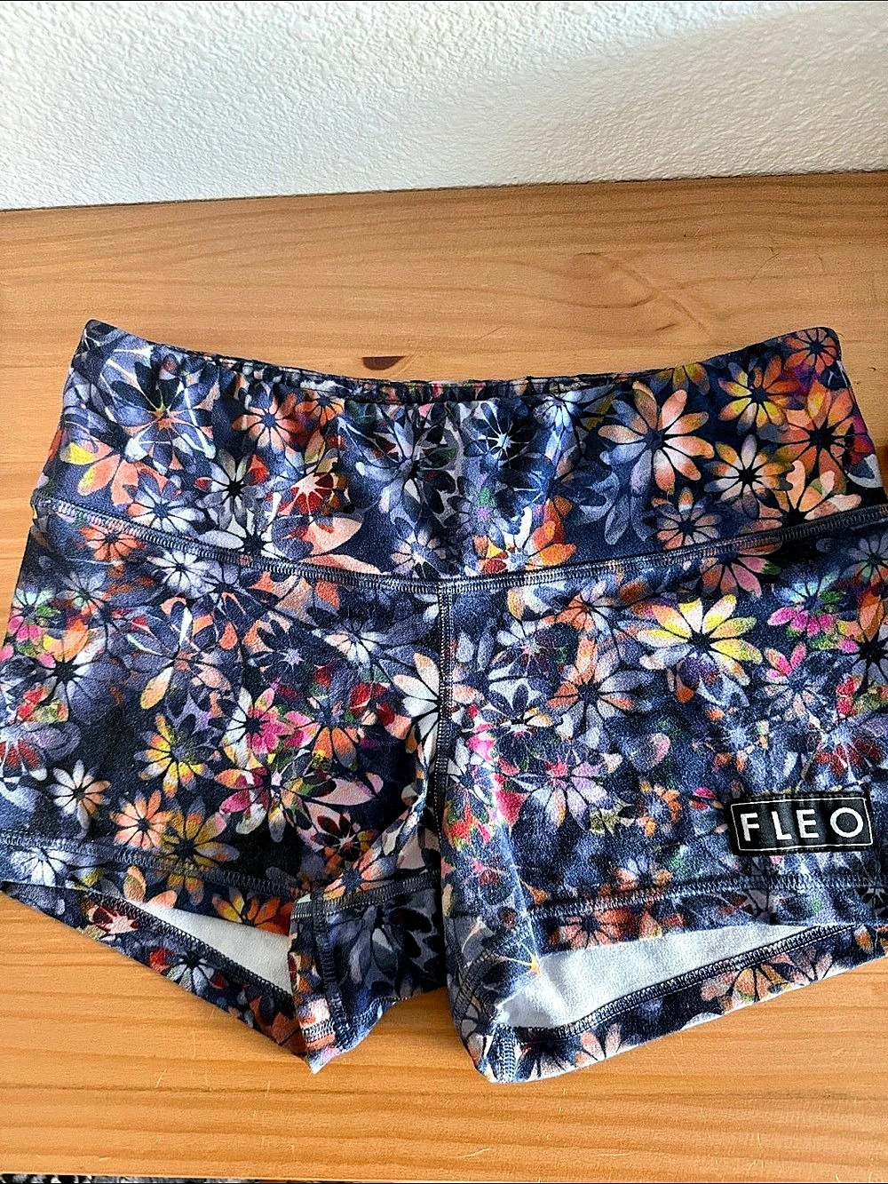 FLEO 3.25” Shorts Floral Athletic Shorts Blue/Purple & Multicolor Medium